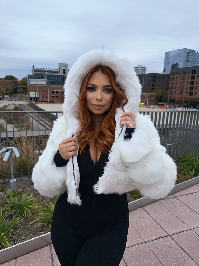 Larissa Faux Fur (More Colors) - DOLCE & DIVA