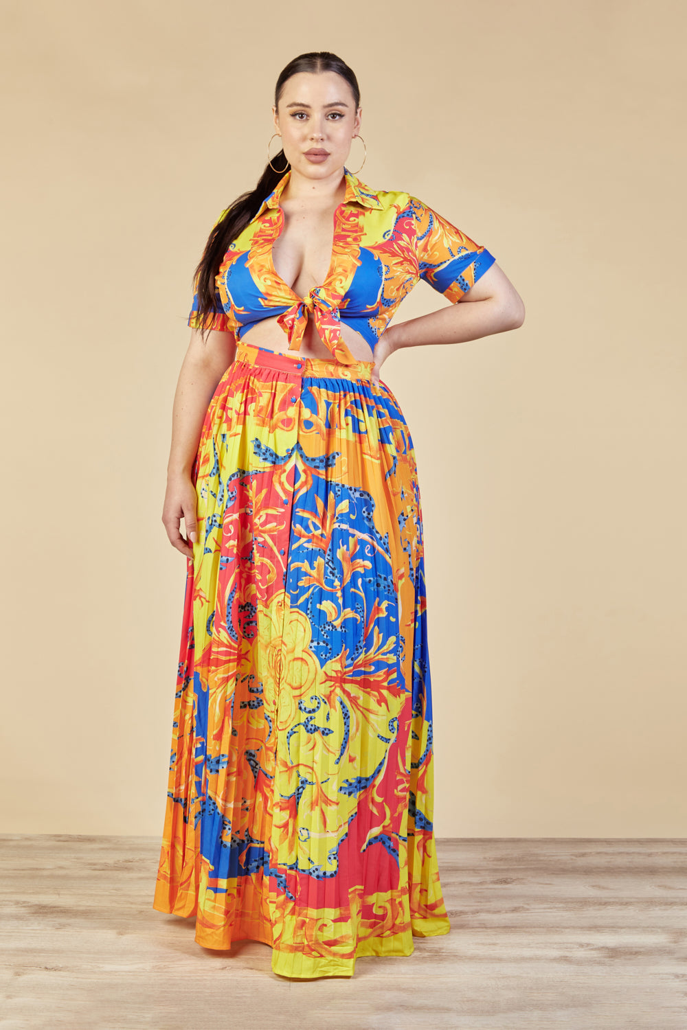 Angelina Curvy Collared Pleated Baroque Print Maxi Dress - DOLCE & DIVA Angelina Curvy Collared Pleated Baroque Print Maxi Dress - DOLCE & DIVA