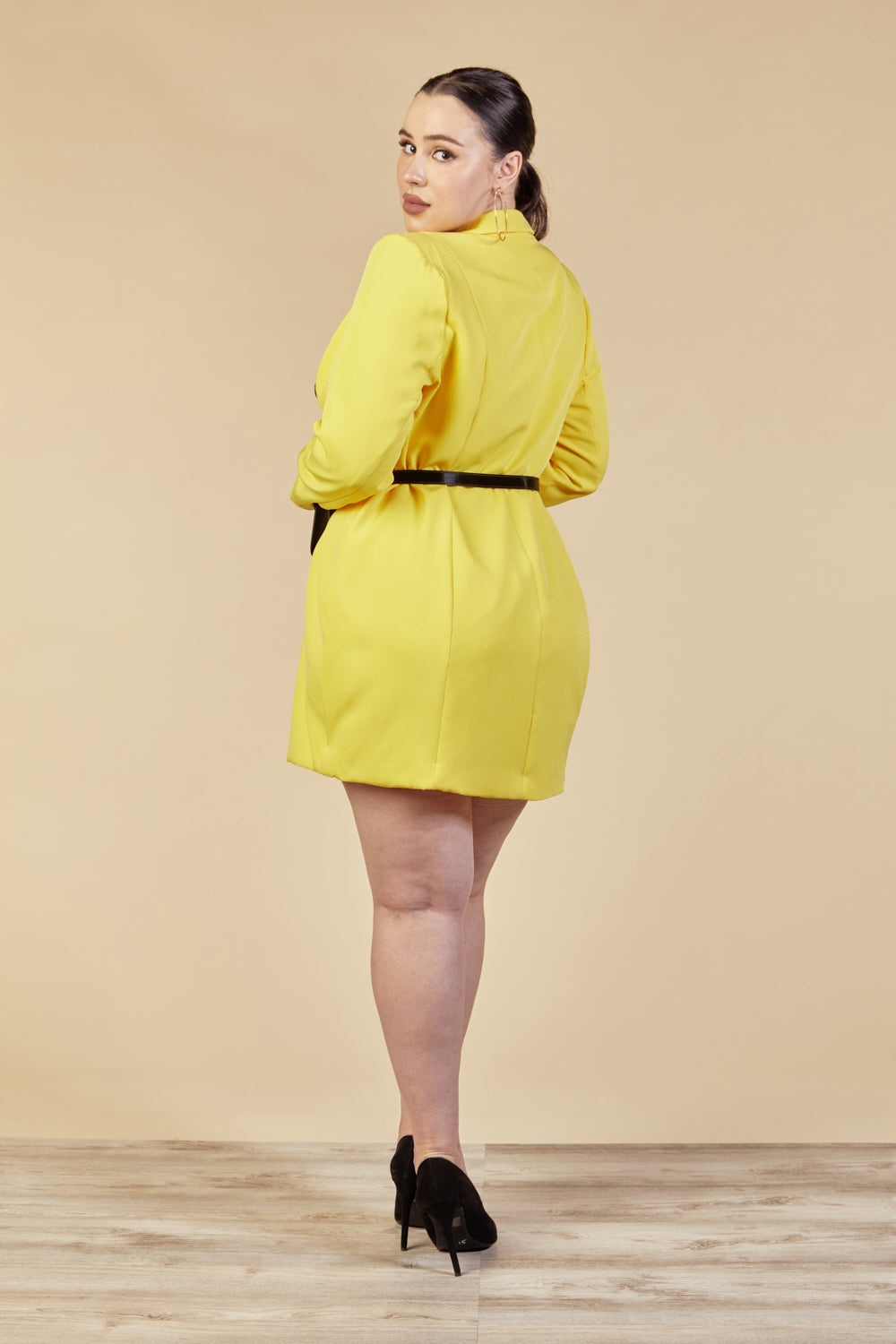 dolceandiva.womens.jamie.curvy.plus.size.yellow.belted.blazer.mini.dress